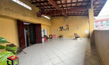 Sobrado à venda 3 quartos 2 vagas Vila Bela Vista - Santo André - SP