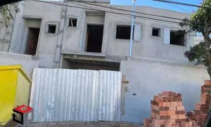 Sobrado à venda 4 quartos 2 suítes 2 vagas scarpelli - santo andré - sp