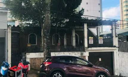 Casa comercial á venda com 8 salas, 7 banheiros e 8 vagas de garagem no bairro Jardim - Santo André
