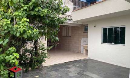 Casa à venda 3 quartos 1 suíte 4 vagas Santo André - Santo André - SP
