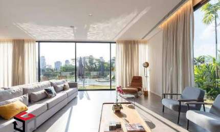 CASA EM CONDOMÍNIO FECHADO - 3 SUÍTES - 7 VAGAS - 1200M²