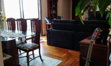 Apartamento de 3 dormitórios, suíte, 2 vagas, na Vila Bastos.