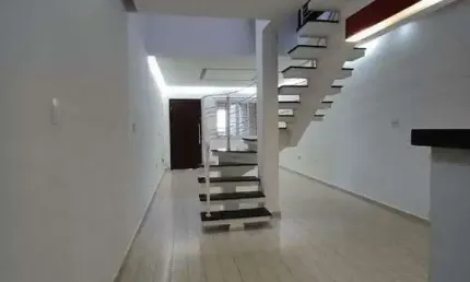 Sobrado para aluguel 3 quartos 1 suíte 2 vagas Las Vegas - Santo André - SP