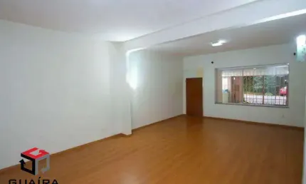 Sobrado Aconchegante com Quintal Amplo no Planalto Paulista – 3 Dormitórios e 2 Vagas