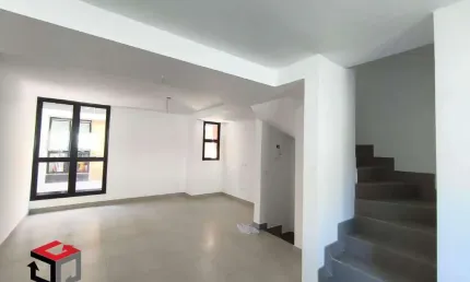 Sobrado de Vila Novo no Campo Belo com Rooftop Privativo, 3 Dormitórios sendo 1 Suíte e 2 Vagas Cobertas