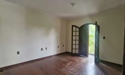 Casa para aluguel 4 quartos 2 suítes 2 vagas Valparaíso - Santo André - SP