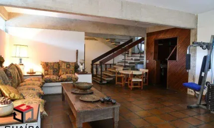 Sobrado Alto Padrão em Cidade Jardim 680m2 de construção
