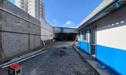 Barracão / Galpão / Depósito à venda na Rua Araçatuba, 180, Santa Maria, Santo André