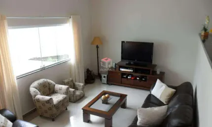 Sobrado à venda 3 quartos 1 suíte 4 vagas Santa Maria - Santo André - SP