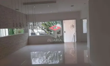 Sobrado com 1.132m², localizado no bairro Chácara Inglesa em São Bernardo do Campo - SP