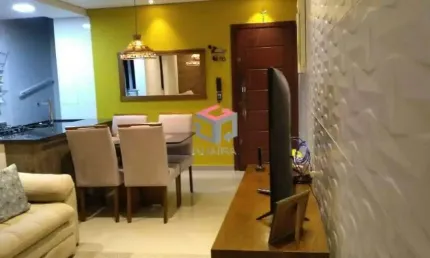 Linda cobertura com acabamento de primeira qualidade e com condomínio baixo!