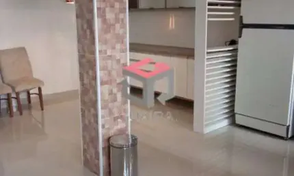 Sobrado com 211m² localizado no Bairro dos Casas em São Bernardo do Campo/SP.