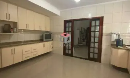 Sobrado com 256 m² Localizado No Bairro Nova Petrópolis São Bernardo do Campo - SP