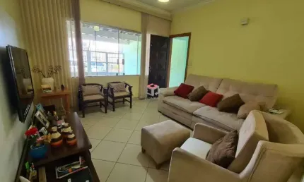 Casa com 2 quartos à venda na Rua Pinheiro Machado, 170, Vila Scarpelli, Santo André