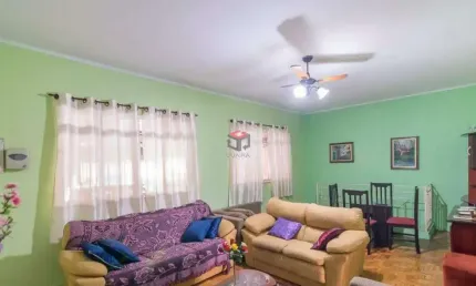 Sobrado de 320m² / Bairro Santa Maria em Santo André - SP