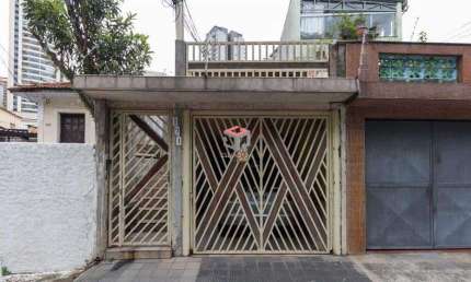 Sobrado de 145 m² localizado no bairro Bosque da Saúde em São Paulo - SP