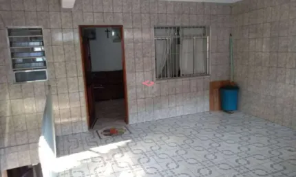Casa com 6 quartos à venda na Rua Berlim, 118, Taboão, Diadema