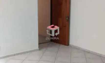 Apartamento de 59m², na Vila Humaíta em Santo André- SP.