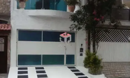 Sobrado com 420m² localizado no parque selecta em são bernardo do campo/sp.