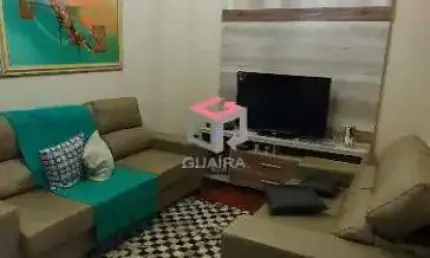 Casa com 240m² localizado na Vila Alzira em Santo André- SP.
