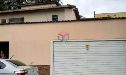 Galpão + Sobrado : Ideal para quem busca fazer locação!!!