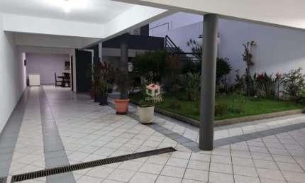 Casa ampla de 613m² localizada no Bairro Silveira em Santo André - SP.
