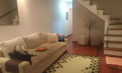 Sobrado à venda 3 quartos 1 suíte 6 vagas Rudge Ramos - São Bernardo do Campo - SP