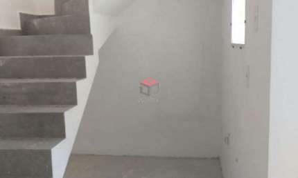 Cobertura com 89 m² localizado no bairro Campestre Santo André - SP.