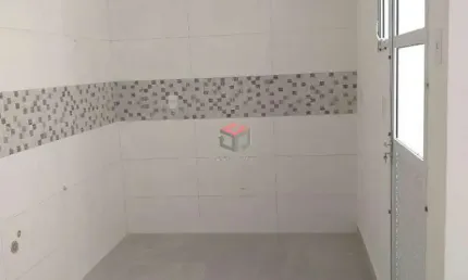 Apartamento com 51,77m² Com Elevador localizado no Bairro Campestre em Santo André - SP.