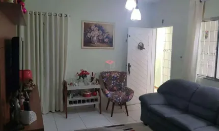 Sobrado com 125m² localizado no Jardim Irene em Santo André/SP.