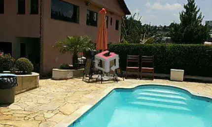 Sobrado/Chácara amplo com 1.275 m² com piscina, imóvel localizado no Bairro Batistini em São Bernardo do Campo/SP.