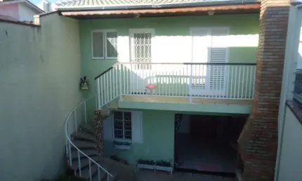 Sobrado com 277 m² localizado no bairro jaçatuba em santo andré/sp.