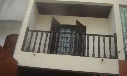 Sobrado com 161 m² localizado no Bairro Campestre em Santo André/SP.