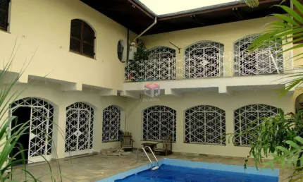 Casa à venda 4 quartos 4 suítes 8 vagas Dusi - São Bernardo do Campo - SP