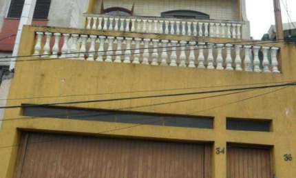 Sobrado com 510 m² localizado no Centro de São Bernardo do Campo / SP.
