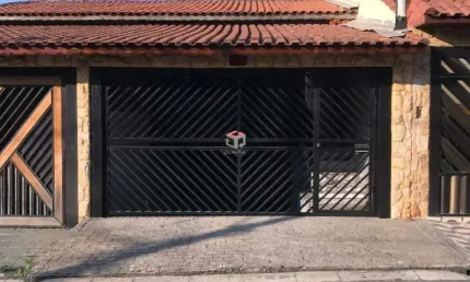 Casa de 210 m² Localizado No Bairro Novo Oratório Santo André - SP