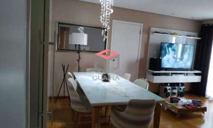 Apartamento de 97 m² com elevador no Bairro Pinheirinho em Santo André - SP.