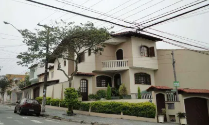 Sobrado à venda 3 quartos 1 suíte 3 vagas Las Vegas - Santo André - SP