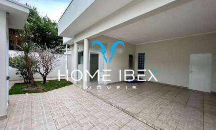 Casa à venda em Valinhos, Parque Nova Suíça, com 3 quartos, com 205 m²