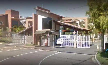 Sobrado à venda em valinhos, roncáglia, com 3 suítes, com 253 m², madre maria vilac