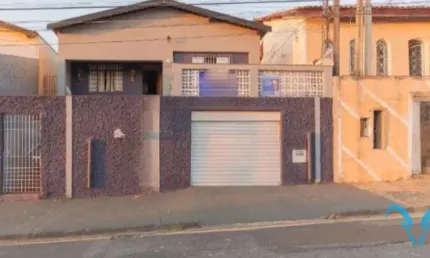 Sobrado à venda em Campinas, Vila Georgina, com 2 quartos, com 141 m²