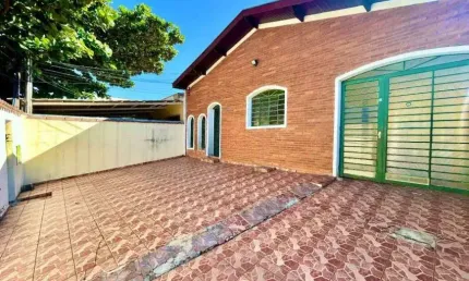 Casa para alugar em Campinas, Vila Marieta, com 2 quartos, com 150 m²