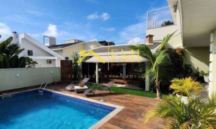 Casa com 4 dorm e piscina no Urbanova (mobiliada ou não)