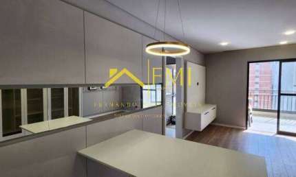 Apartamento de 3 dorm e sacada com churrasqueira na Vila Adyana