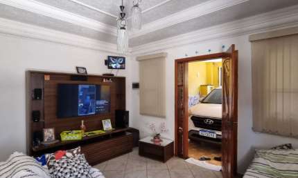 Casa com 3 quartos à venda na Rua Bahe Macedo, Cidade Edson, Suzano