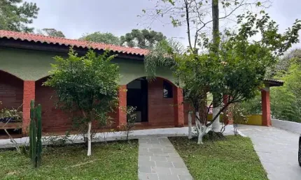 Chácara / sítio com 3 quartos à venda na Rua Antonio Rodrigues Mazini, Chácaras Ceres, Suzano