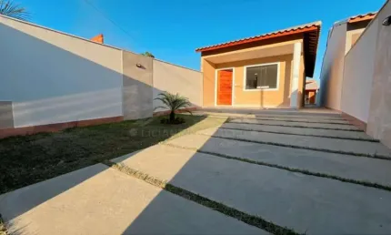 Casa para Venda em Maricá, Barroco (Itaipuaçu), 2 dormitórios, 1 suíte, 2 banheiros, 2 vagas