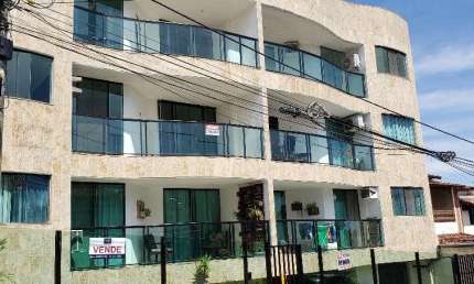 Alugo Apartamento térreo, em Macaé, com 3 quartos, sendo 1 suíte