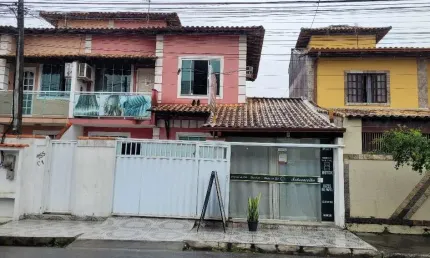 Casa com 3 quartos à venda na Rua Niterói, 755, Jardim Mariléa, Rio das Ostras por R$ 450.000