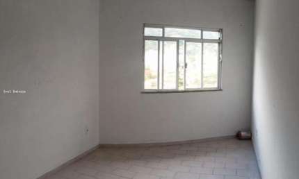 Casa para Locação em Teresópolis, Fazendinha, 2 dormitórios, 1 banheiro